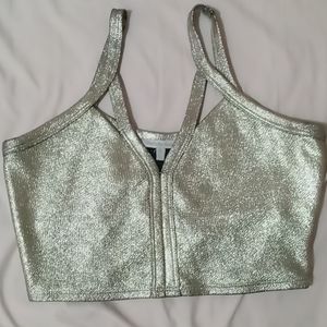 Charlotte russe gold, metallic crop top Sz.Med